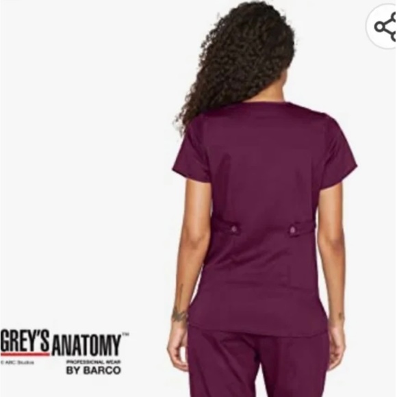 Grey’s Anatomy by Barco Wine XS Riley Set. Mock wrap V-Neck Scrubs Top & Pants - Picture 3 of 13
